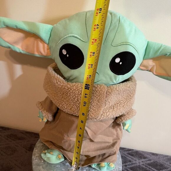 Disney Star Wars mandalorian The Child plush - Picture 7 of 9